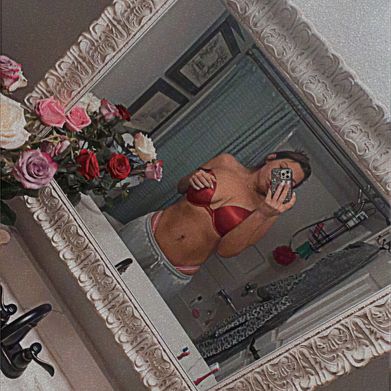 laurenhaley Added Photo on 2024-12-21