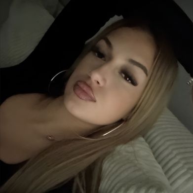 OnlyFans Model Mia Tiel (miatiel) Profile Image