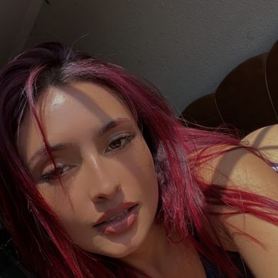 Maddy 🌸 (maddypoarch1612) OnlyFans Profile Image