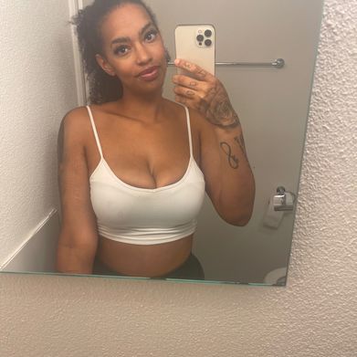 KyraKush (kyrakush) Header Photo Added 2025-07-22