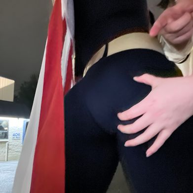 🕷️🕸️ (dyebugcosvip) Header Photo Added 2024-10-15