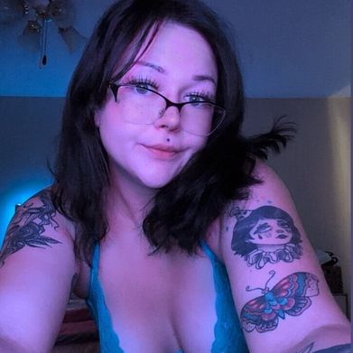 Elisa Stone (yssupknip) Profile Photo Added 2025-10-21