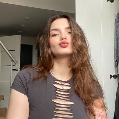 Alice 🌸💖 (alice_naughty) Profile Photo Added 2025-07-30