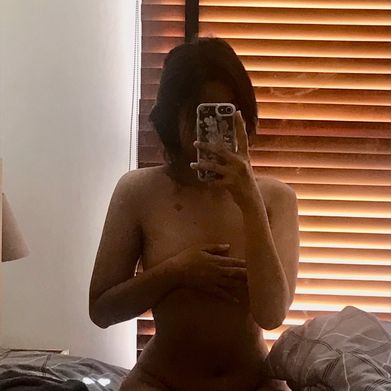 Suwipha 🇹🇭💕 (thaiandfrench) Profile Photo Added 2024-09-16