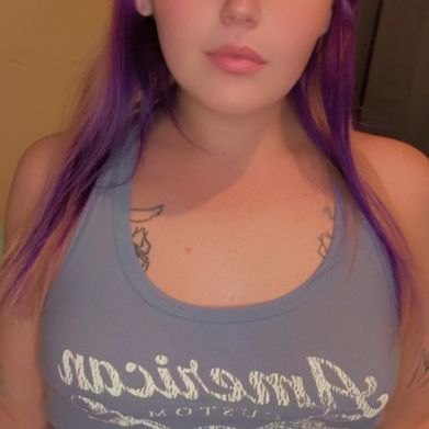 FireRedHead (hotredheadwife) Profile Photo Added 2025-08-18