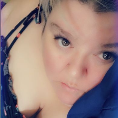 Tori (plussizefun) Header Photo Added 2025-03-02