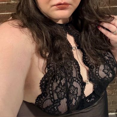 Crimson Queen (crimson_queen69) OnlyFans Profile Image