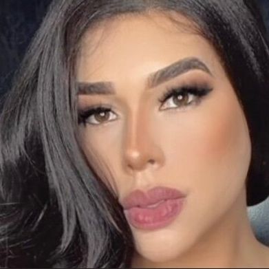 Sarah (saritacolombianats) Header Photo Added 2025-10-24