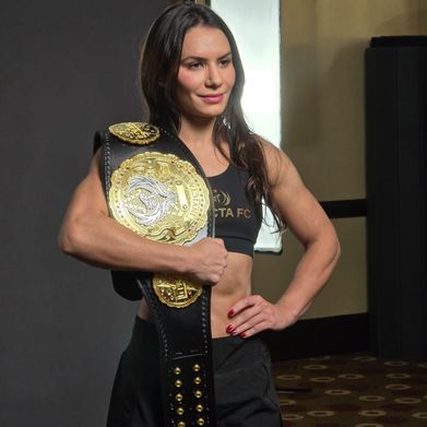 Lili ferreira (liliferreiramma) Profile Photo Added 2024-10-22