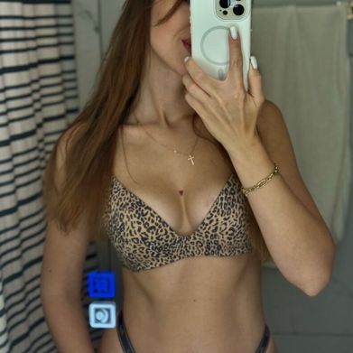 AlexaBloom🍒 (privatealexa) Profile Photo Added 2025-11-13