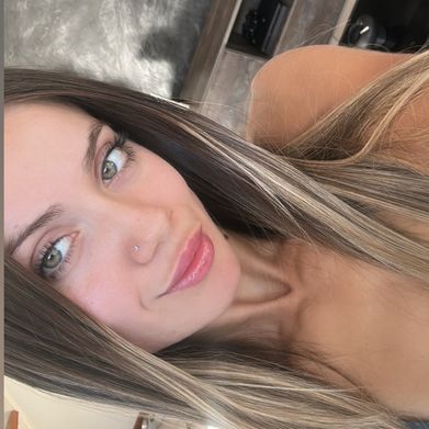 Alessandra💖🇮🇹 livin the 🇺🇸 dream💫 (itsalessandrarusso) Profile Photo Added 2025-08-04