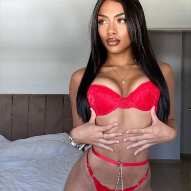 Aria🌸 italian taste in 🇺🇸 (itsariabianchi) Profile Photo Added 2025-03-28