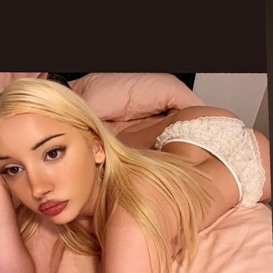 Bella 💕 (sadbunnybella) Header Photo Added 2025-06-02