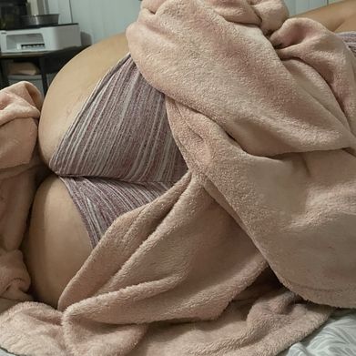 Emily :) (emilyuncoveredxoxo) Header Photo Added 2025-08-15