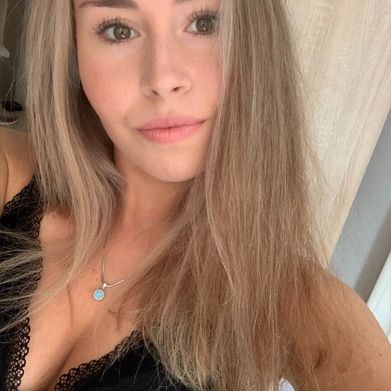 OnlyFans Model Káťa 💛 (blondata.kata) Profile Image