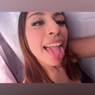 OnlyFans Model Luvvettisp (luvvettisp) Profile Image