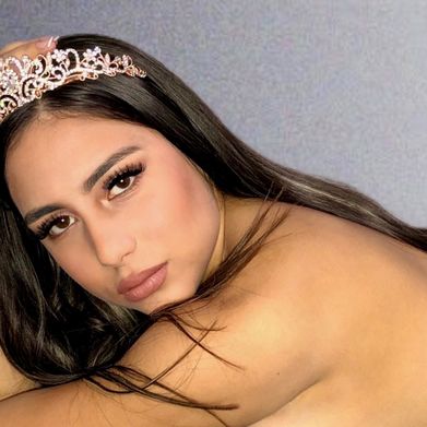 Naya (cubanita_star) Header Photo Added 2025-01-08