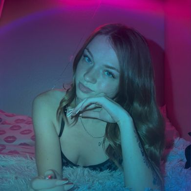 Ava bby💋 (bby_ava) Header Photo Added 2025-10-10