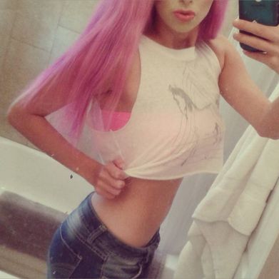 ShaylaSinna Added Photo on 2024-11-09