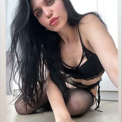 Ariana Vey (arianavey) Profile Photo Added 2025-09-15