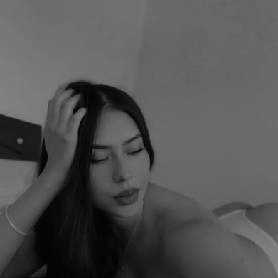 Liz (lizll) Profile Photo Added 2025-10-23