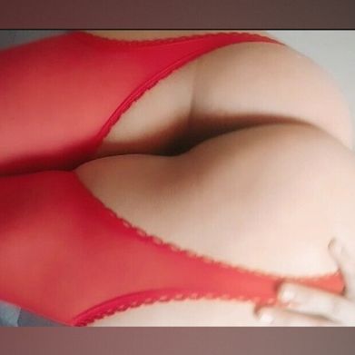 🎄Cloe🎄 (cloesparks) Header Photo Added 2025-10-31