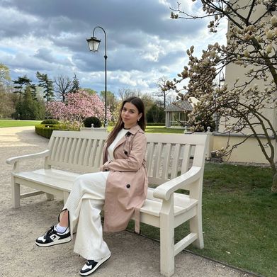 Eshly (eshly18) Header Photo Added 2025-04-30