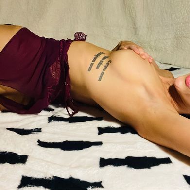 Lorel Love (lorellove) Header Photo Added 2025-09-26