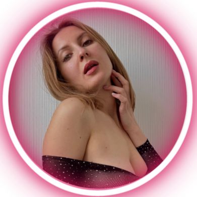 𝐴𝑚𝑖 🤍 𝐵𝑙𝑜𝑛𝑑𝑒 (amelia_blonde) Profile Photo Added 2025-03-04