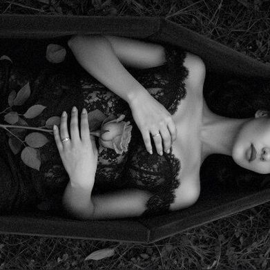 Mamacita Offduty (mamacitaoffduty) Header Photo Added 2025-10-24