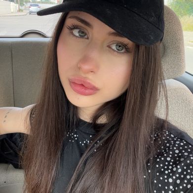 Elizabeth Lynn (elizabethlynn2005) Profile Photo Added 2024-09-13