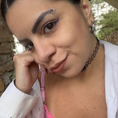 Zoe 🦋 (Queen) Added Photo on 2025-10-24