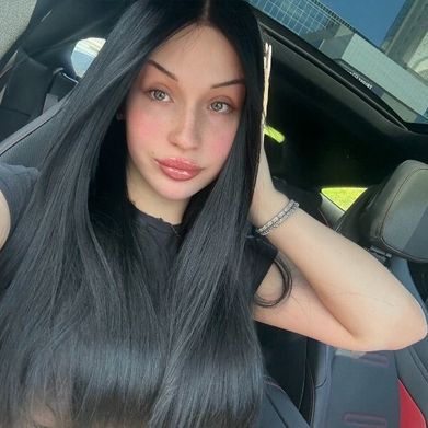 OnlyFans Model 𝓓𝓮𝓼𝓲𝓻𝓮𝓮 𝓑𝓵𝓪𝓬𝓴 (thedesireeblack) Profile Image