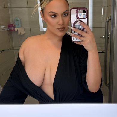 Natalie (natalie.e) Profile Photo Added 2025-09-26