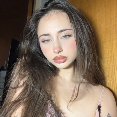 OnlyFans Model Elizabeth Lynn (elizabethlynn2005) Profile Image