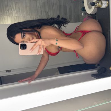 Mimi 🍑 (itsmimipeach) Header Photo Added 2025-01-14