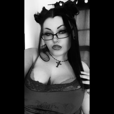 𝔰𝔲𝔠𝔠𝔲𝔟𝔲𝔰𝔤𝔥𝔬𝔰𝔱𝔪𝔬𝔪𝔪𝔶 ♡ (tattedghostmommyy) Profile Photo Added 2025-12-05