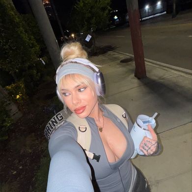 Sam (samanthajerring) Profile Photo Added 2025-03-08