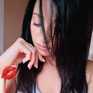 Silvia❤ (szilviaofficial) OnlyFans Profile Image