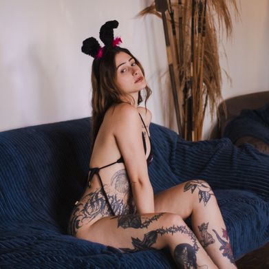 Cherry 🍒 (yourcherryxblossom) Profile Photo Added 2025-02-19