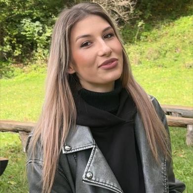 Lily Snow❤️ (lilysnowww) Header Photo Added 2025-08-15