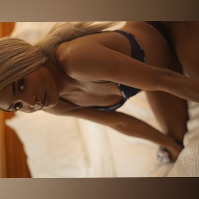 Nelly (nellynellnola) Header Photo Added 2025-09-06