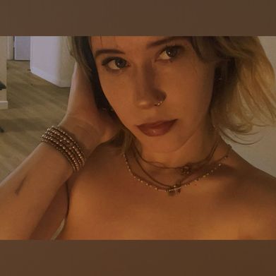 Jennaaaa (jennasaam) Profile Photo Added 2025-05-05