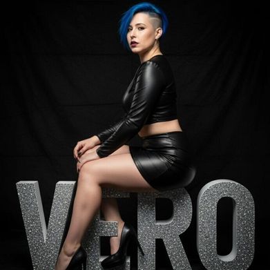 Vero (vero-official) OnlyFans Profile Image