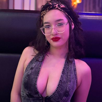 Tiki (lavender_lilies) OnlyFans Profile Image