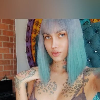 Lexa ✨ (lexalicious420) Header Photo Added 2025-08-06