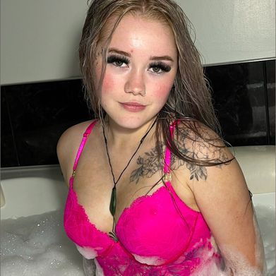 Mikayla <3 (mikaylareneex) Profile Photo Added 2024-11-28