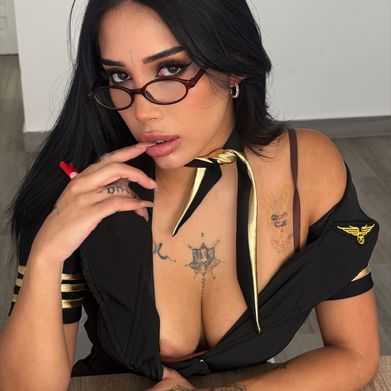 𝐉𝐚𝐬𝐦𝐢𝐧𝐞 𝐌𝐢𝐝𝐧𝐢𝐠𝐡𝐭 🌙 (sexycurvejasmine) Profile Photo Added 2025-08-19