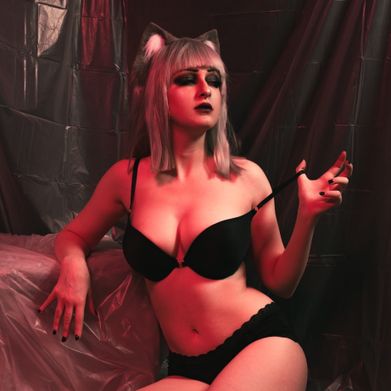 Kira (kirahmiya) OnlyFans profile photo