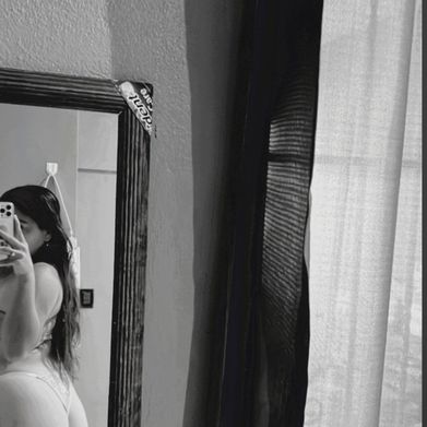 Viany (viann_c1) Header Photo Added 2025-09-12